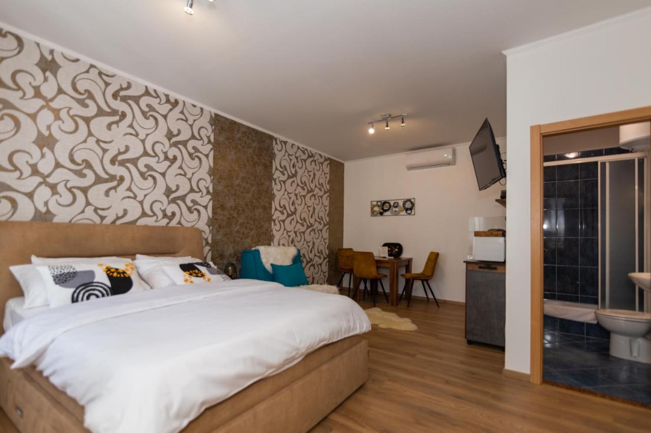 Matic Apartments Сплит Екстериор снимка